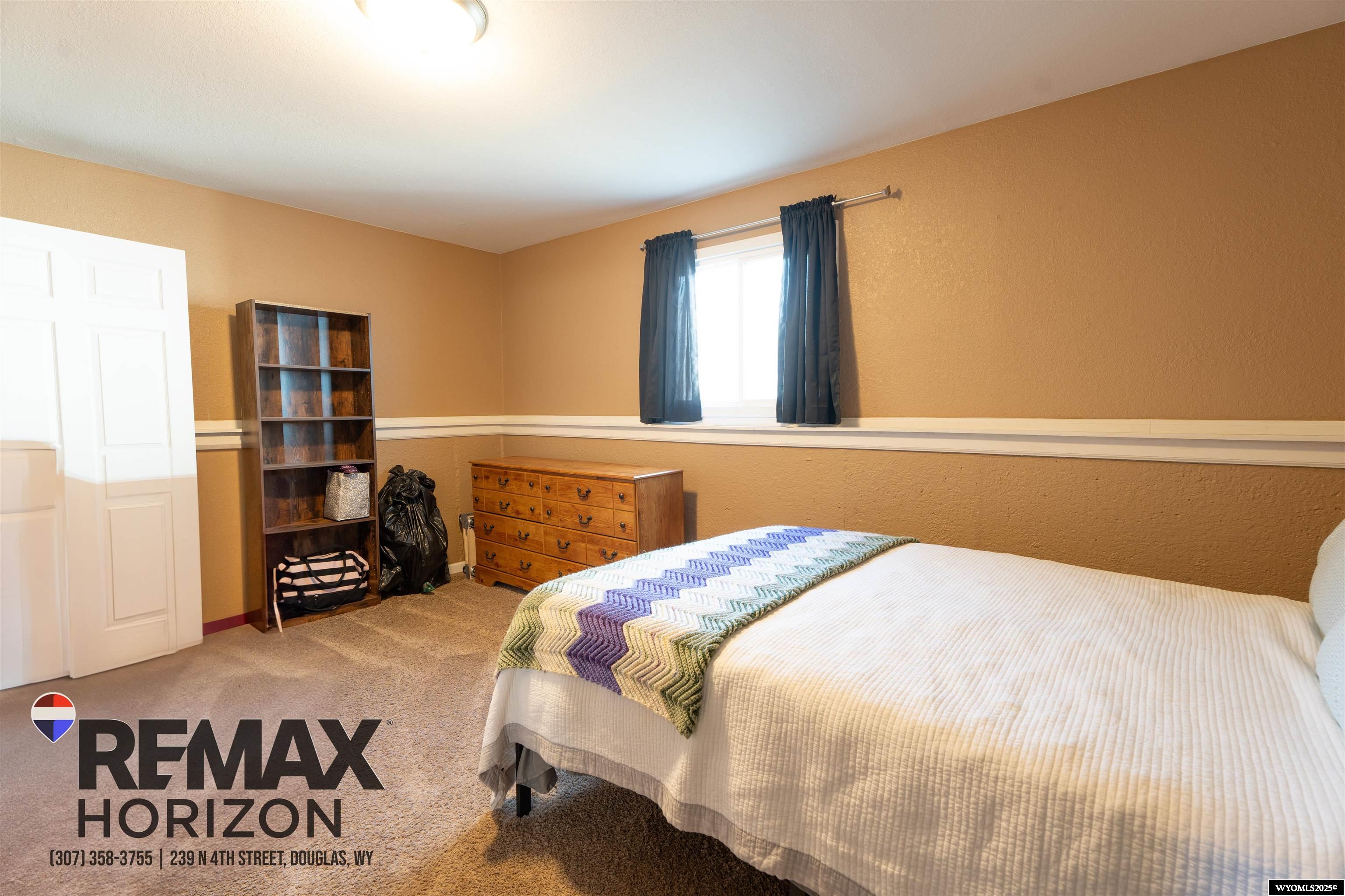 800 South 10th Street Douglas, WY 82633 - Photo 20 of 32