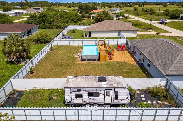 $269,000 | 7004 Beaver Circle, LaBelle, FL 33935