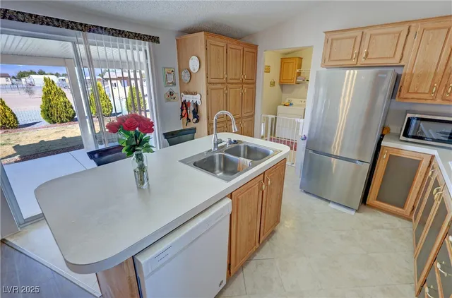 $389,500 | 3330 Paiute Boulevard, Pahrump, NV 89061