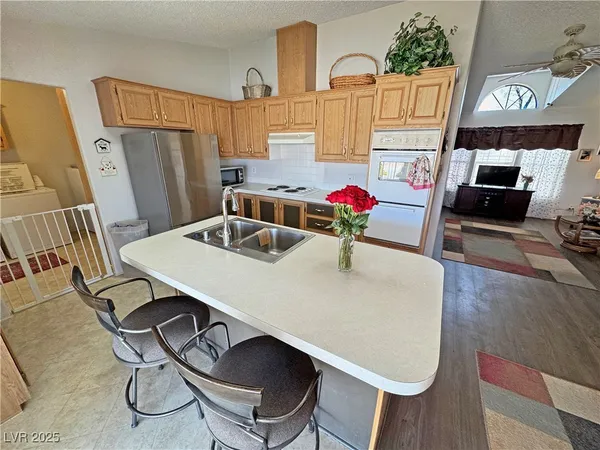 $389,500 | 3330 Paiute Boulevard, Pahrump, NV 89061