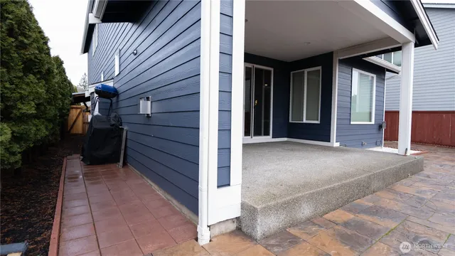 $3,800 | 18309 104th St Court East, Bonney Lake, WA 98391