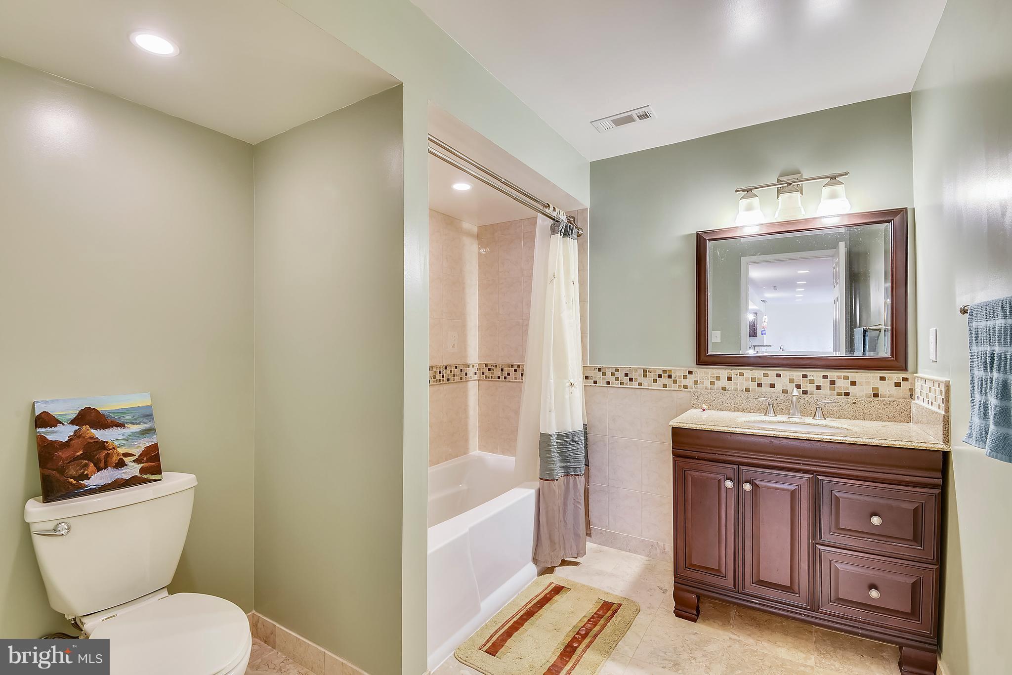 18013 Coachmans Road Germantown, MD 20874 - Photo 20 of 30 Bath