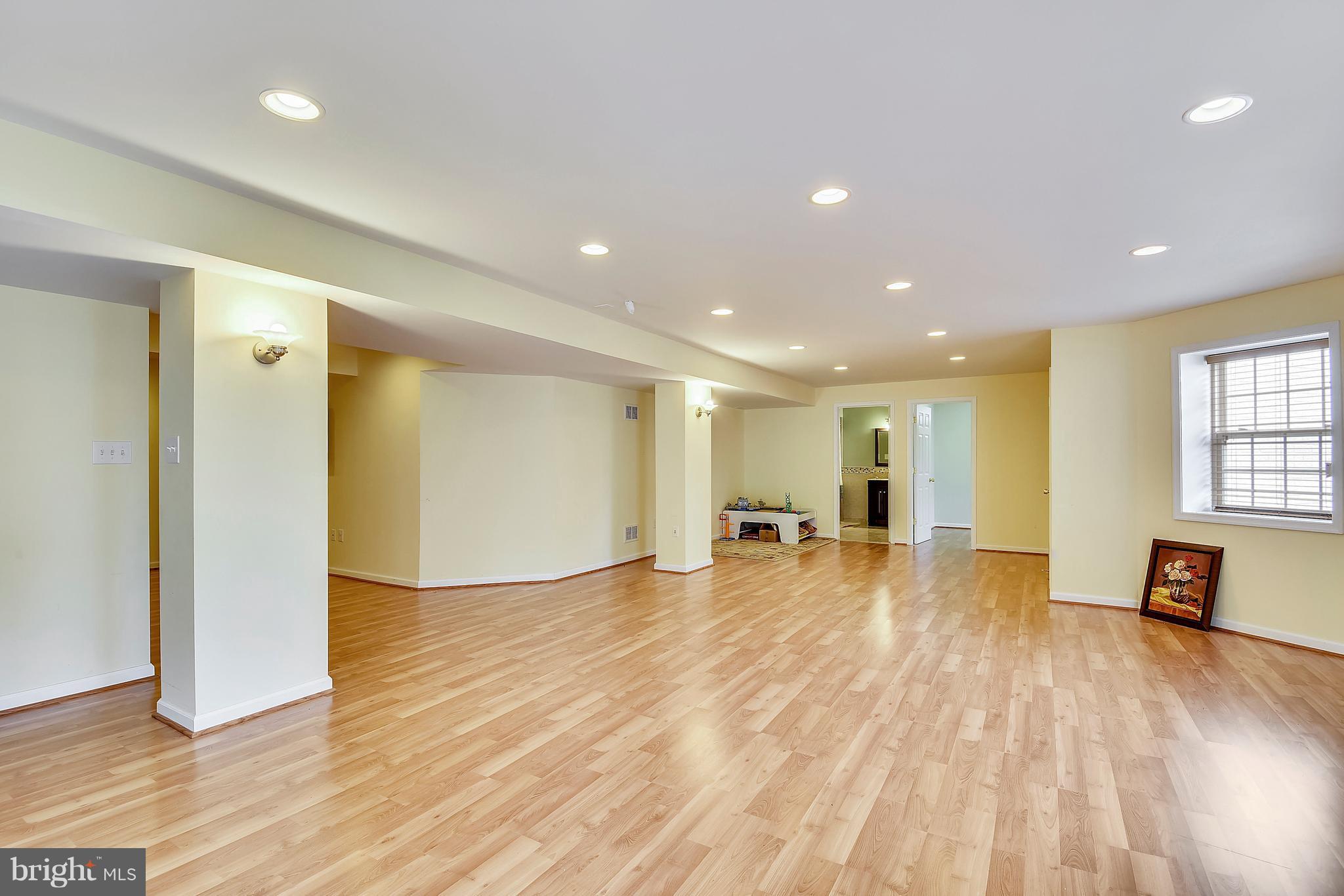 18013 Coachmans Road Germantown, MD 20874 - Photo 23 of 30 Basement