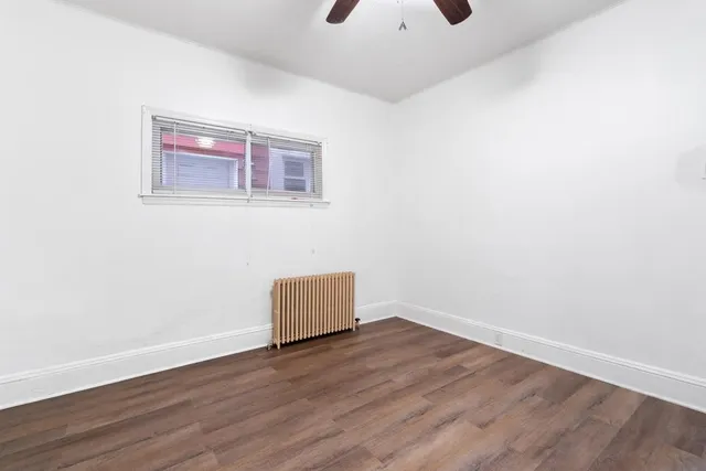 $2,000 | 182 Avenue F, Unit 1, Bayonne, NJ 07002