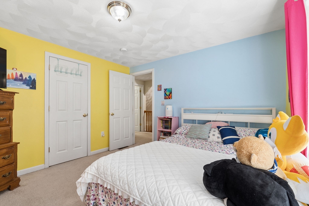 9 Perron Way Lowell, MA 01854 - Photo 20 of 42