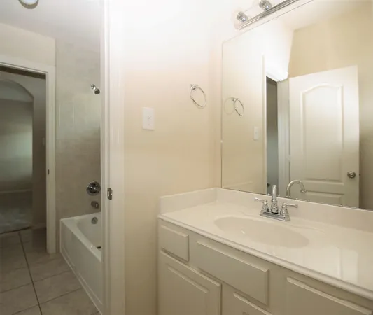 $2,895 | 3735 Tidalwood Drive, Manvel, TX 77578