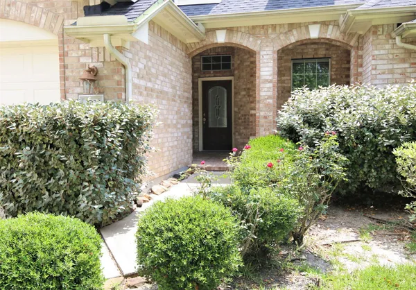 $2,895 | 3735 Tidalwood Drive, Manvel, TX 77578