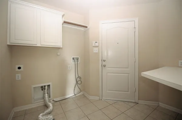 $2,895 | 3735 Tidalwood Drive, Manvel, TX 77578