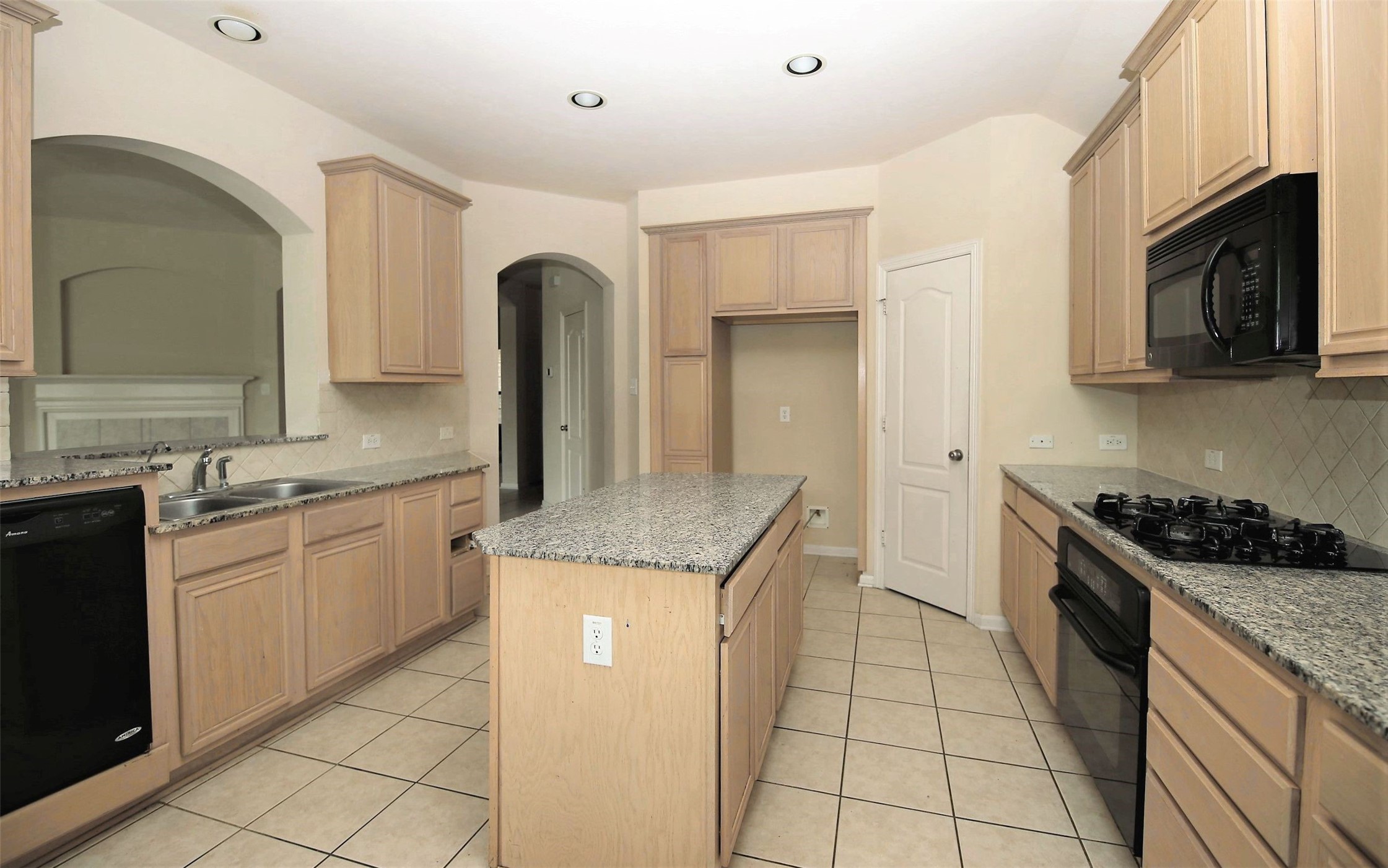 3735 Tidalwood Drive Manvel, TX 77578 - Photo 8 of 24