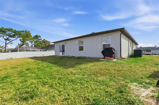 $324,900 | 5189 Roble Avenue, Spring Hill, FL 34608