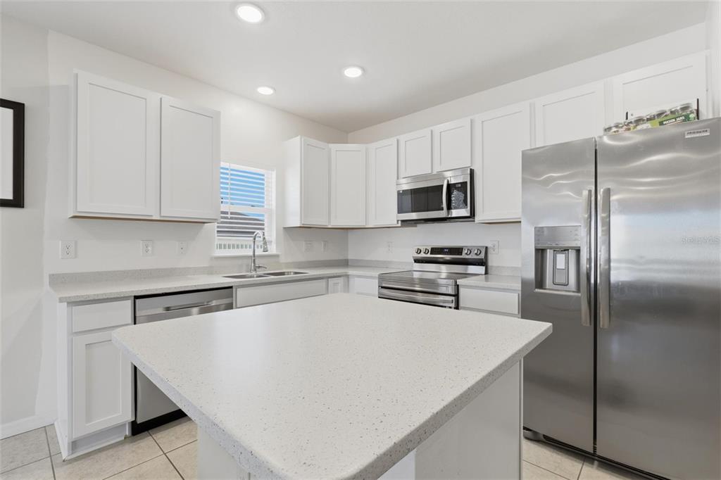 5189 Roble Avenue Spring Hill, FL 34608 - Photo 10 of 26