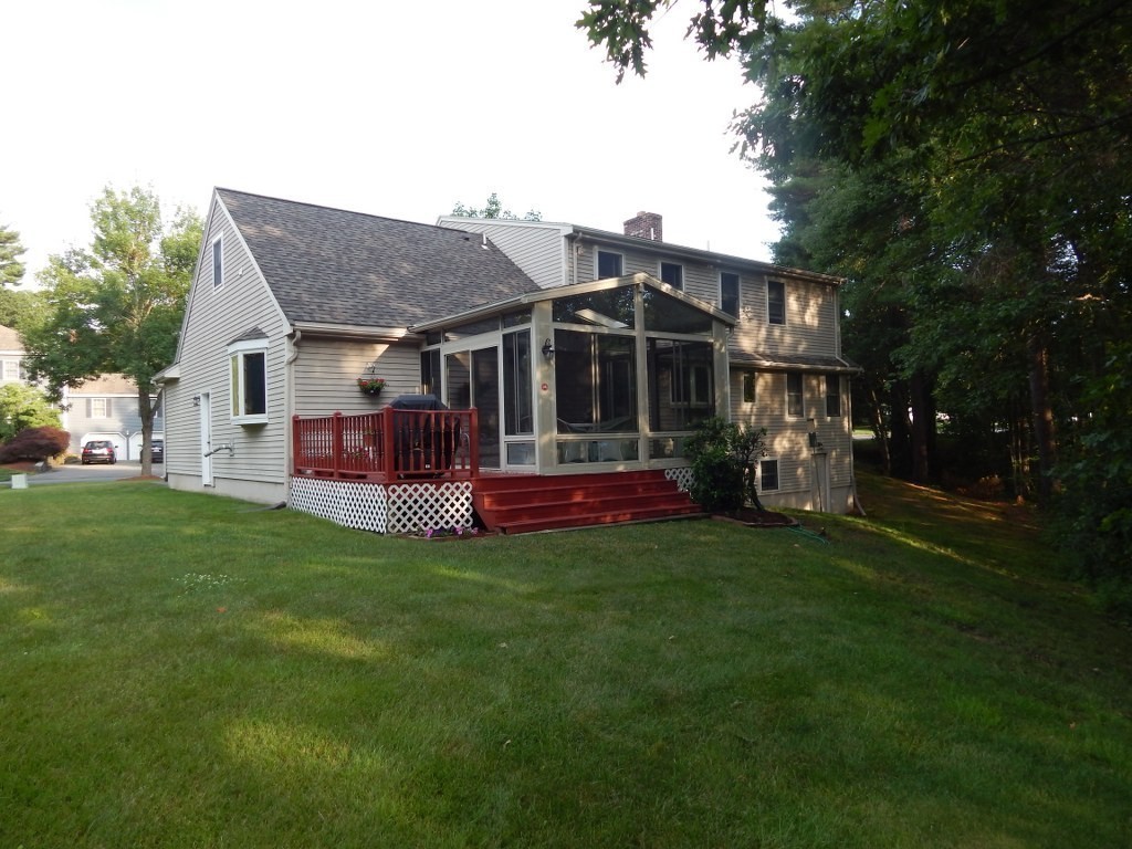 30 Wildwood Road Danvers, MA 01923 - Photo 4 of 30 Gallery Image 4
