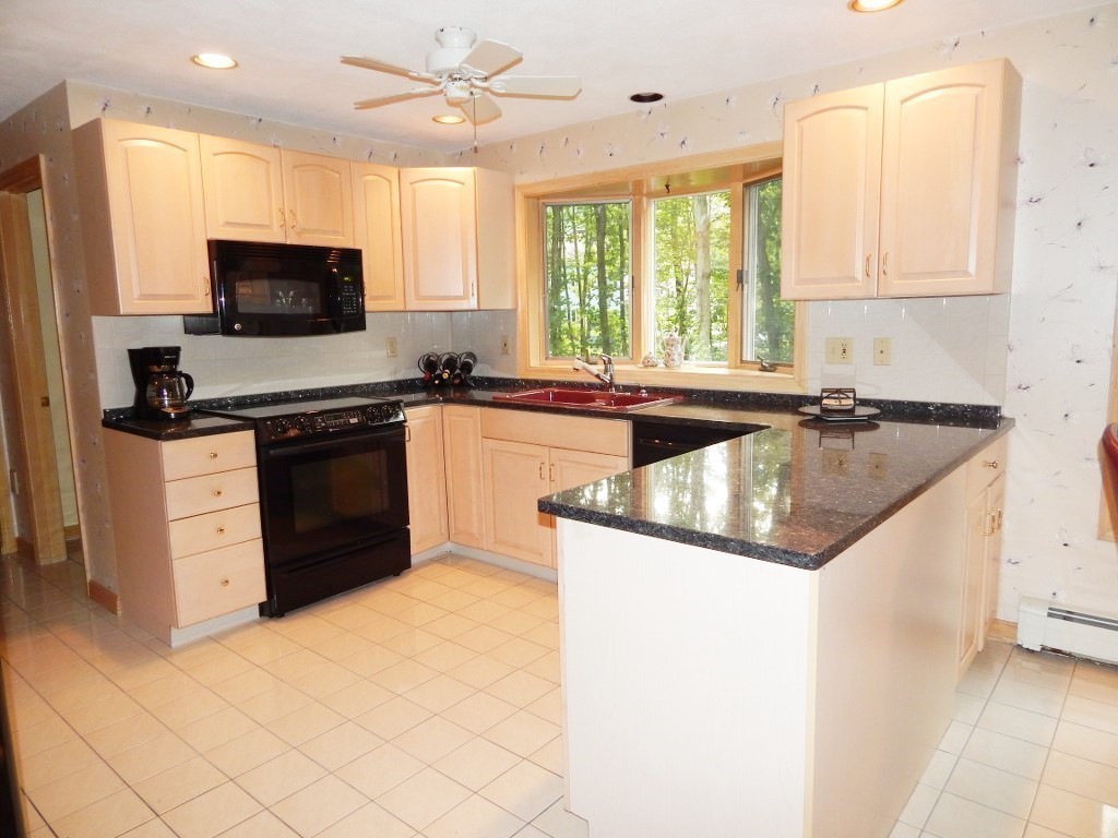 30 Wildwood Road Danvers, MA 01923 - Photo 10 of 30 Gallery Image 10