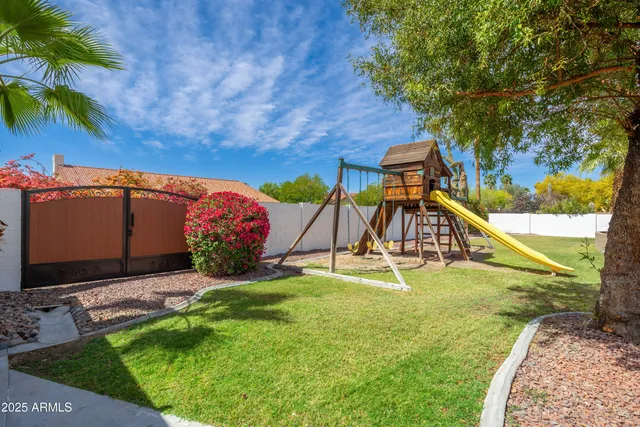 $1,300,000 | 3951 East Sequoia Trail, Phoenix, AZ 85044