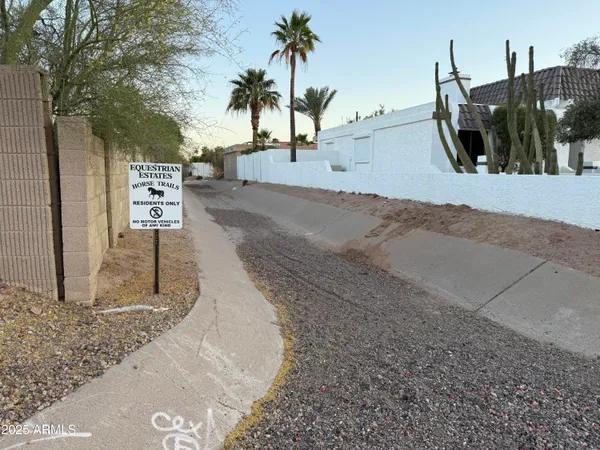 $1,250,000 | 3951 East Sequoia Trail, Phoenix, AZ 85044