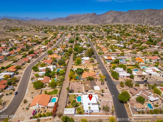 $1,300,000 | 3951 East Sequoia Trail, Phoenix, AZ 85044