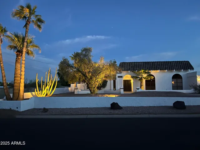 $1,300,000 | 3951 East Sequoia Trail, Phoenix, AZ 85044