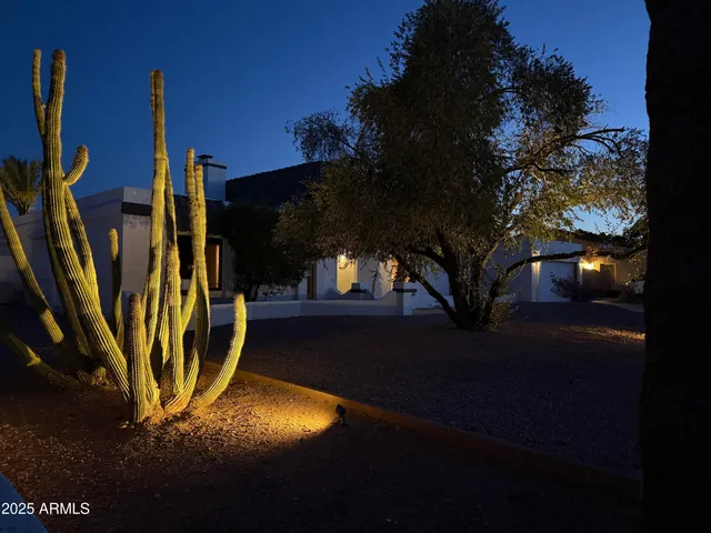 $1,300,000 | 3951 East Sequoia Trail, Phoenix, AZ 85044