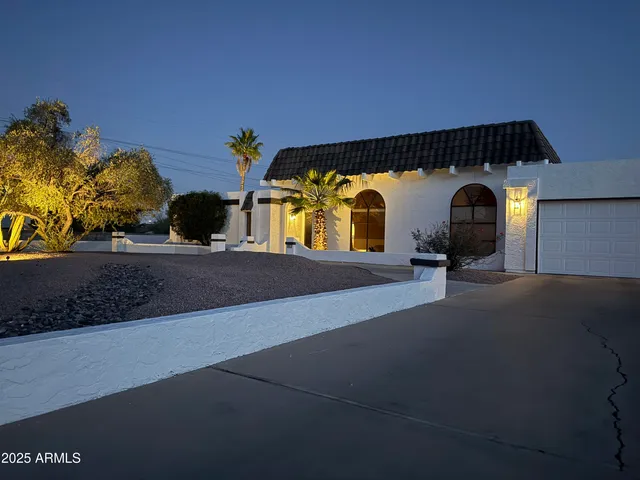 $1,300,000 | 3951 East Sequoia Trail, Phoenix, AZ 85044
