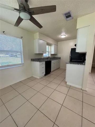 $1,295 | 822 South Lone Oak Drive, Leesburg, FL 34748