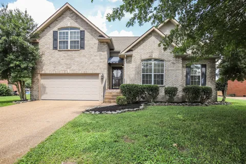 $474,900 | 115 Grove Lane South, Hendersonville, TN 37075