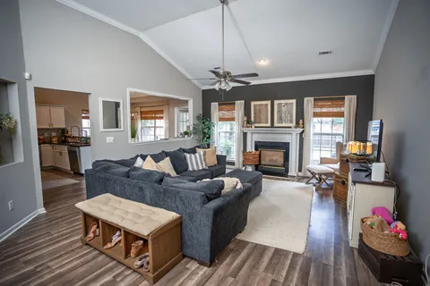 $479,900 | 115 Grove Lane South, Hendersonville, TN 37075