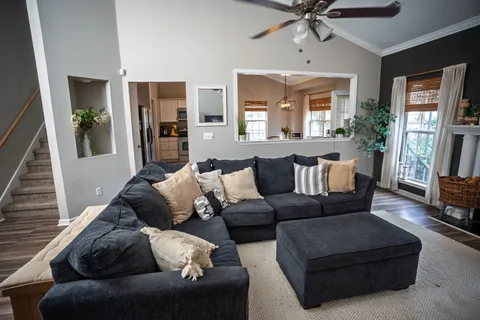 $479,900 | 115 Grove Lane South, Hendersonville, TN 37075