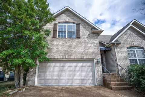 $479,900 | 115 Grove Lane South, Hendersonville, TN 37075