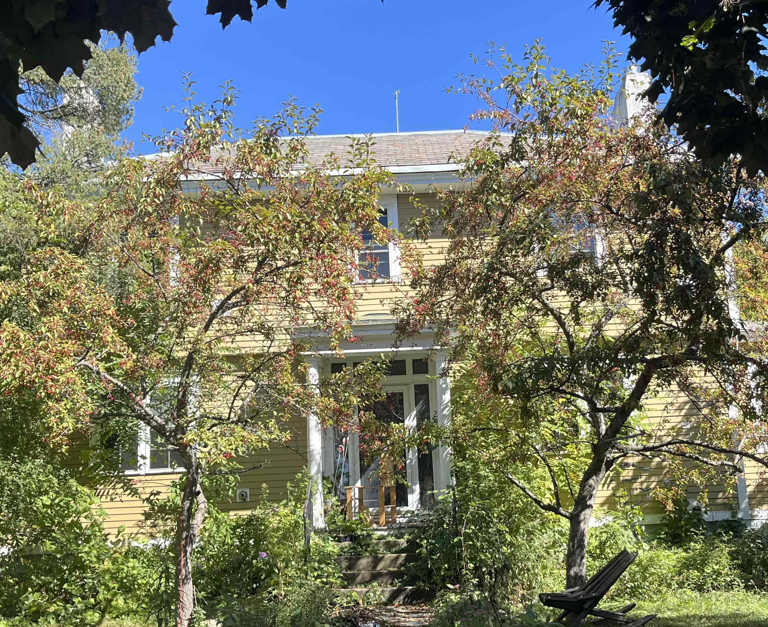 29 North Pleasant Street Middlebury, VT 05753 - Photo 3 of 18