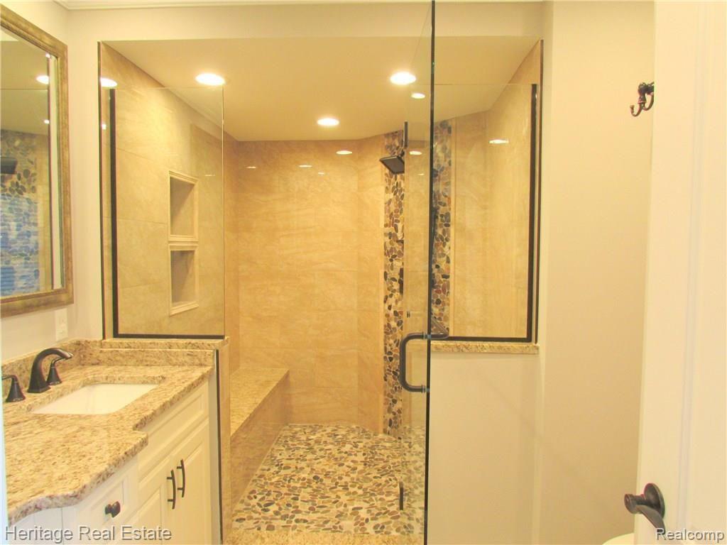 149 Tartan Drive Rochester Hills, MI 48309 - Photo 18 of 34