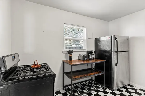 $269,000 | 2739 Livingston Avenue, Fort Worth, TX 76110