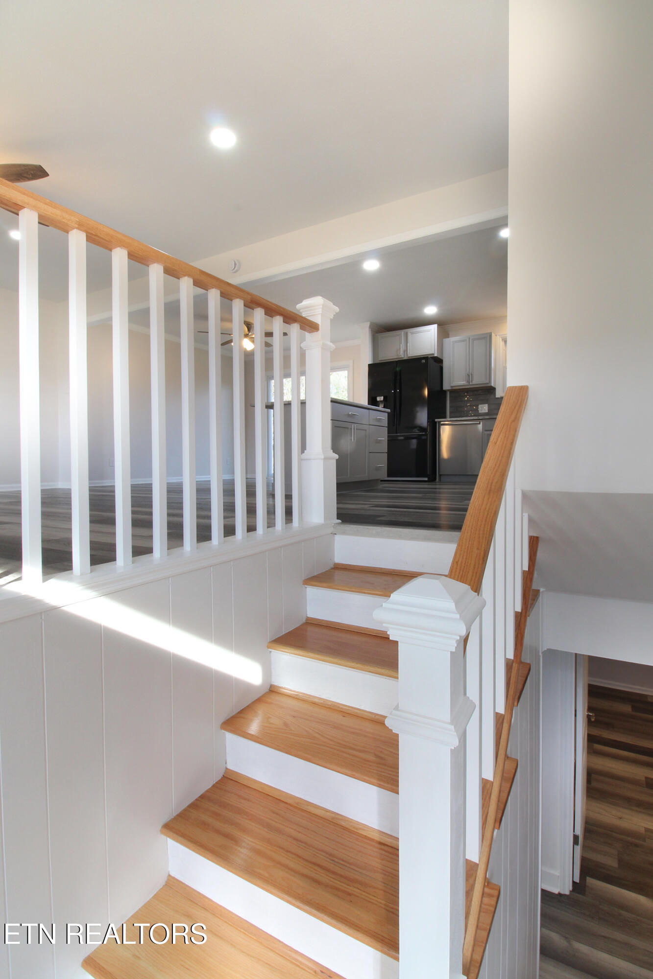 7824 Cedarcrest Road Knoxville, TN 37938 - Photo 15 of 35 Entry