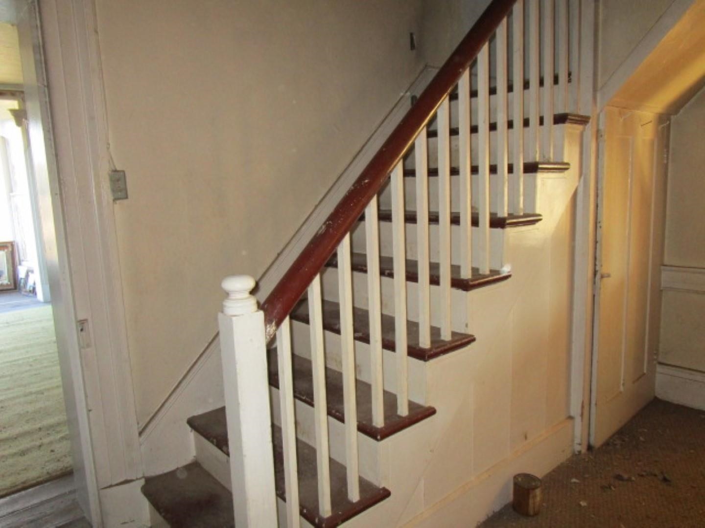 5787 Borden Grant Trail Raphine, VA 24472 - Photo 21 of 41 a view of entryway