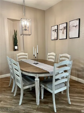 $2,400 | 5133 Future Drive, Las Vegas, NV 89130