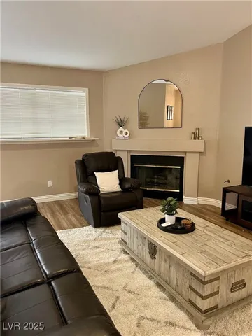 $2,400 | 5133 Future Drive, Las Vegas, NV 89130