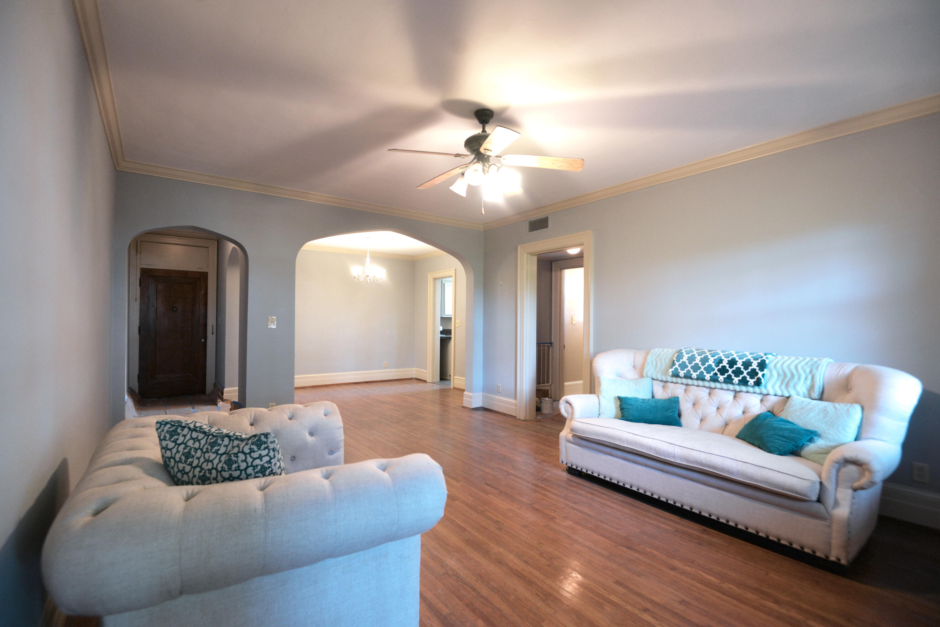 190 North Crest Road, Unit 1 Chattanooga, TN 37404 - Photo 11 of 25 Living to dining