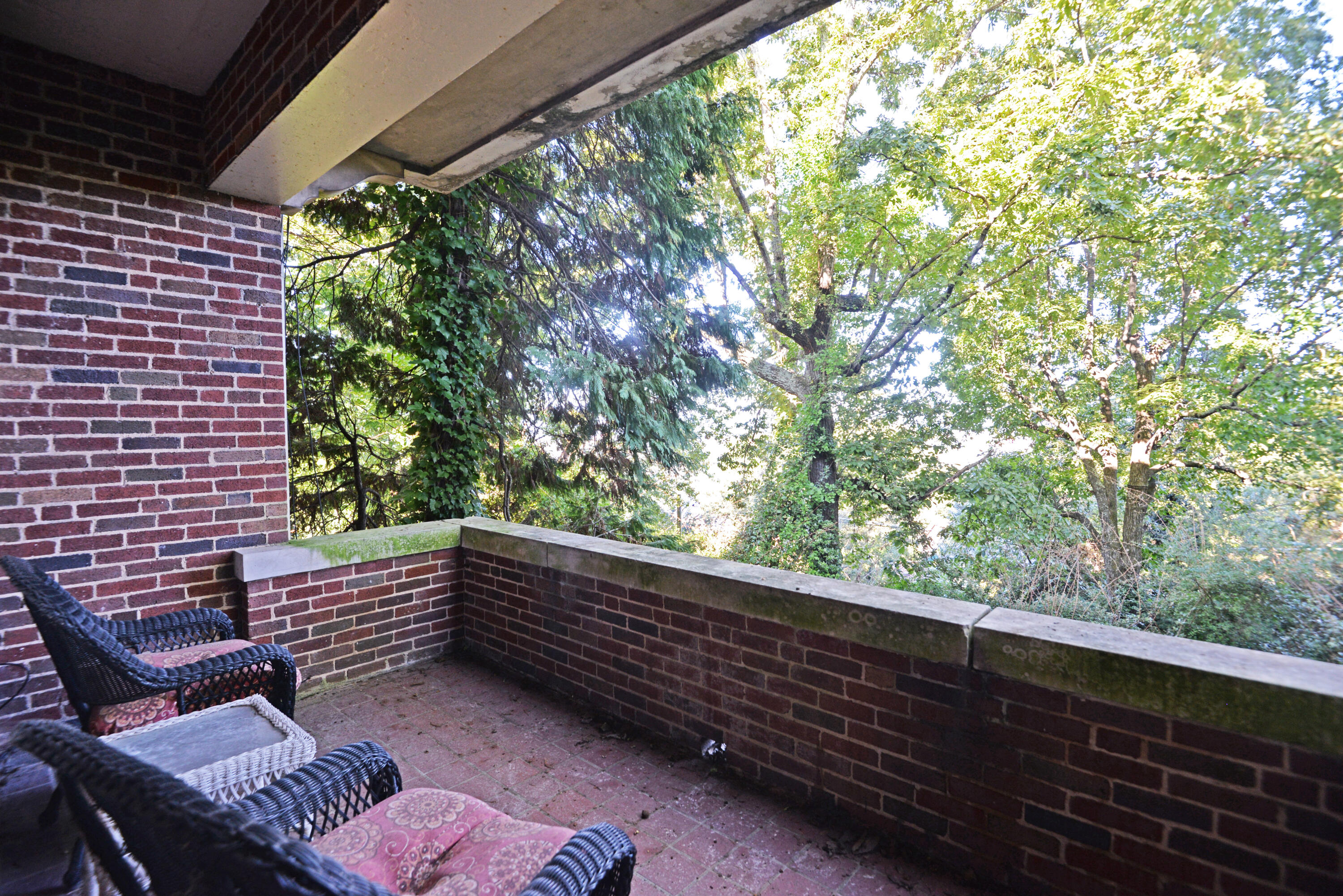 190 North Crest Road, Unit 1 Chattanooga, TN 37404 - Photo 16 of 25 Balcony view 1