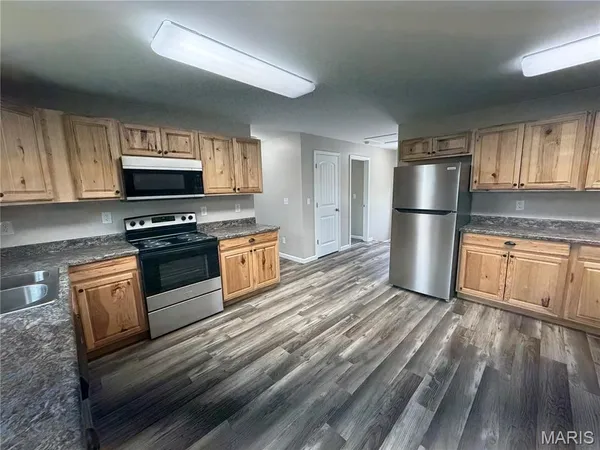 $299,500 | 2738 Highway 50, Beaufort, MO 63013