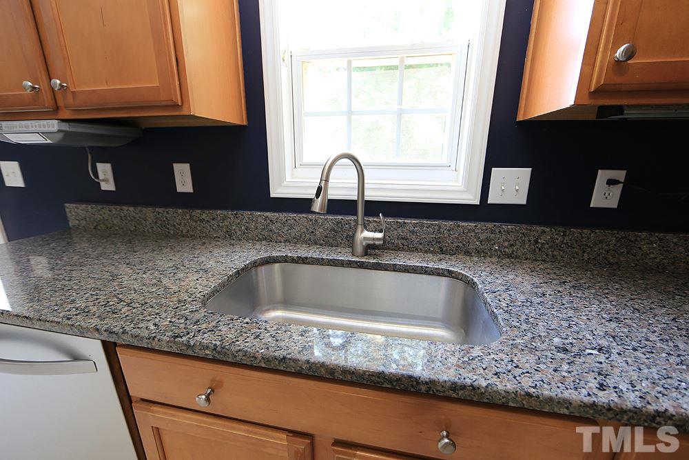 2408 Springfield Park Drive Raleigh, NC 27614 - Photo 7 of 24