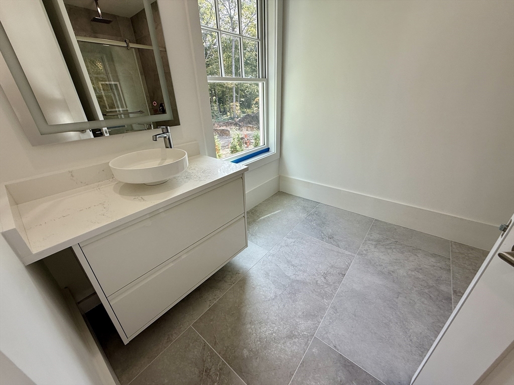 2 Effie Place Lexington, MA 02421 - Photo 12 of 36 Gallery Image 12