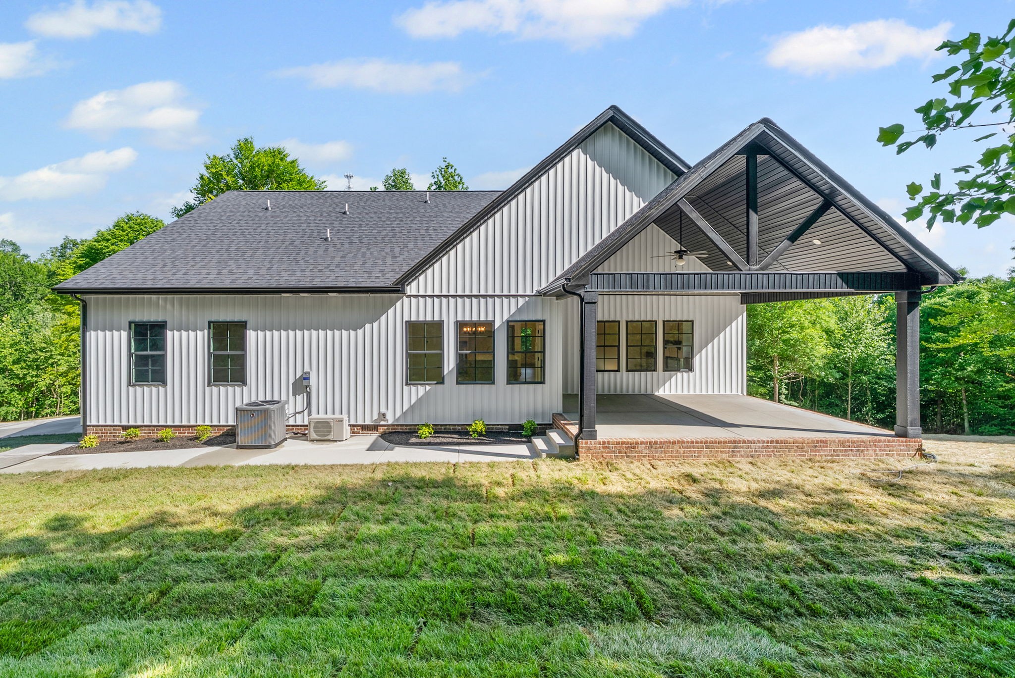 2687 Palmyra Road Palmyra, TN 37142 - Photo 35 of 39 Gallery Image 35