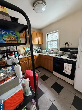 $2,250 | 171-183 Fort Lee Road, Unit 1731C, Teaneck, NJ 07666