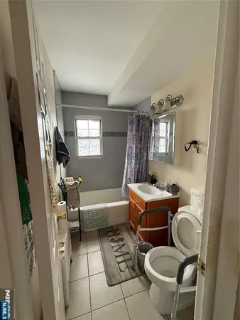 $2,250 | 171-183 Fort Lee Road, Unit 1731C, Teaneck, NJ 07666