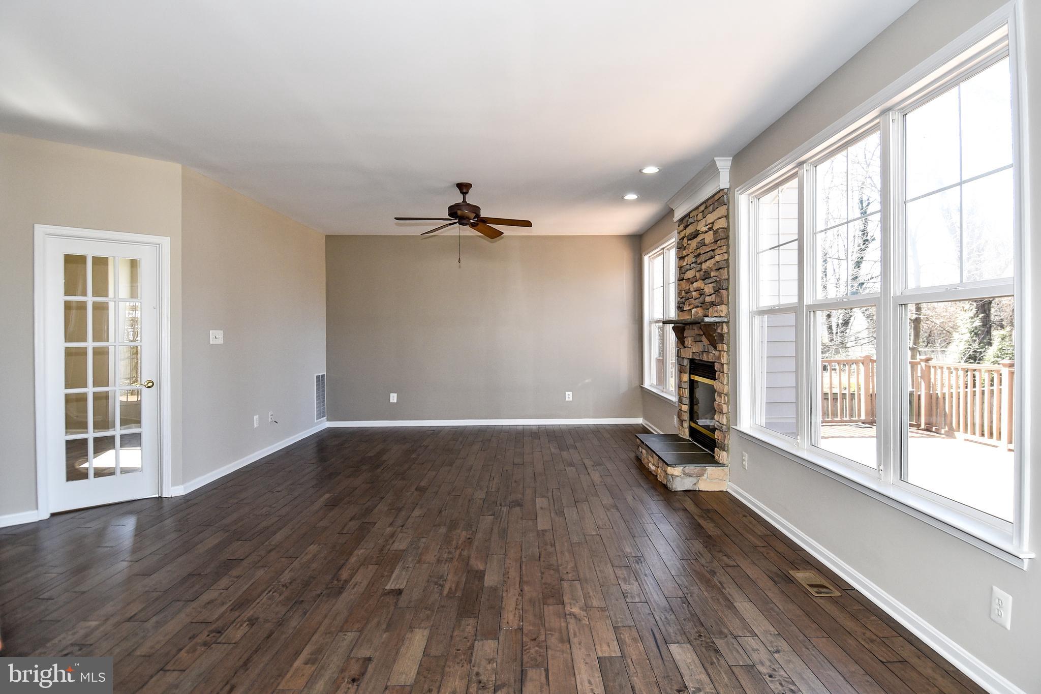 23404 Clarksridge Road Clarksburg, MD 20871 - Photo 13 of 57 Gallery Image 13