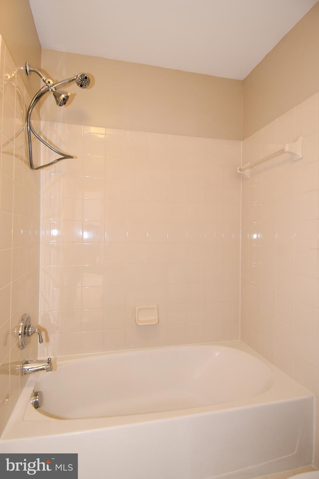 23404 Clarksridge Road Clarksburg, MD 20871 - Photo 33 of 57 Gallery Image 33