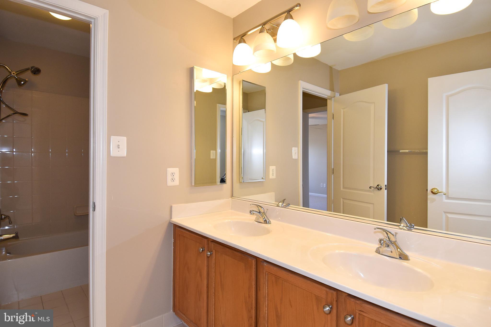23404 Clarksridge Road Clarksburg, MD 20871 - Photo 34 of 57 Gallery Image 34