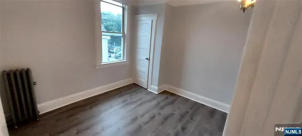 $2,320 | 225 McBride Avenue, Unit 3, Paterson, NJ 07501