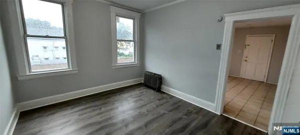 $2,320 | 225 McBride Avenue, Unit 3, Paterson, NJ 07501
