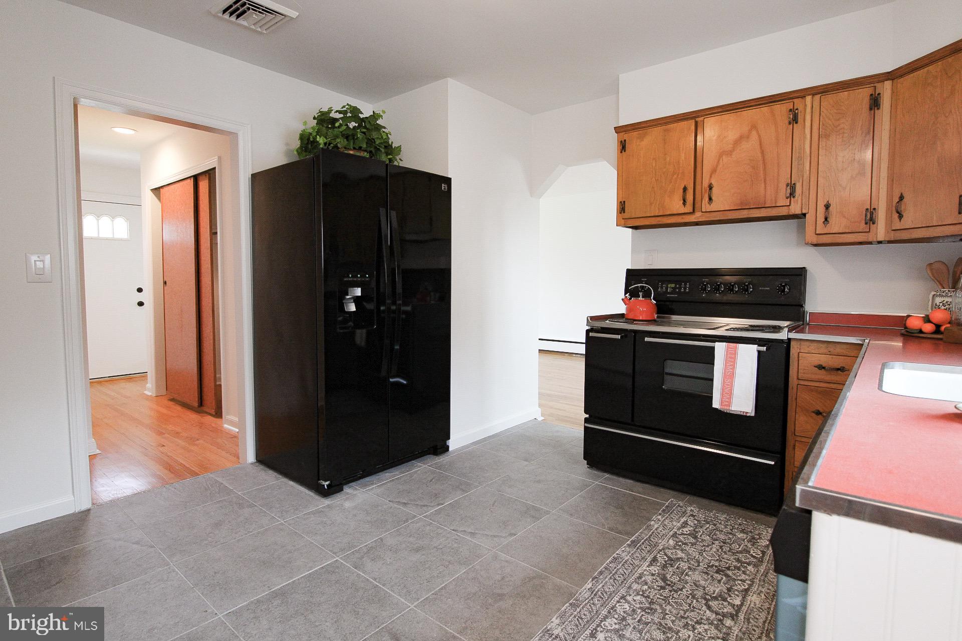 130 West Chelton Road Brookhaven, PA 19015 - Photo 7 of 16 Gallery Image 7