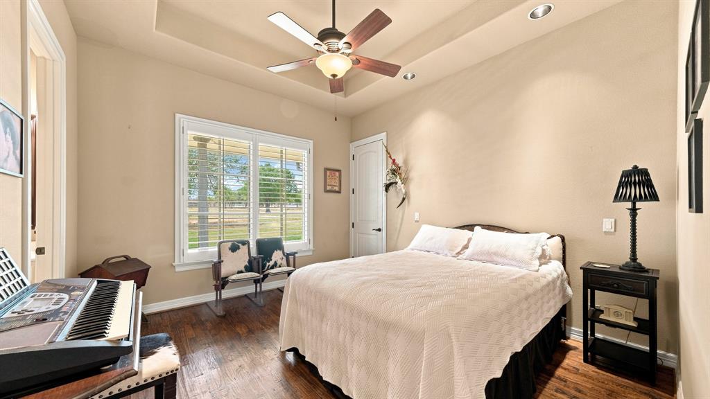 11918 Riek Road Krum, TX 76249 - Photo 23 of 39 Gallery Image 23